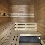 Essence Hotel 4*
