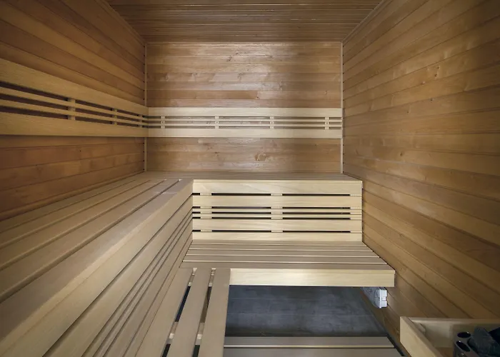 Essence Ξενοδοχείο 4*